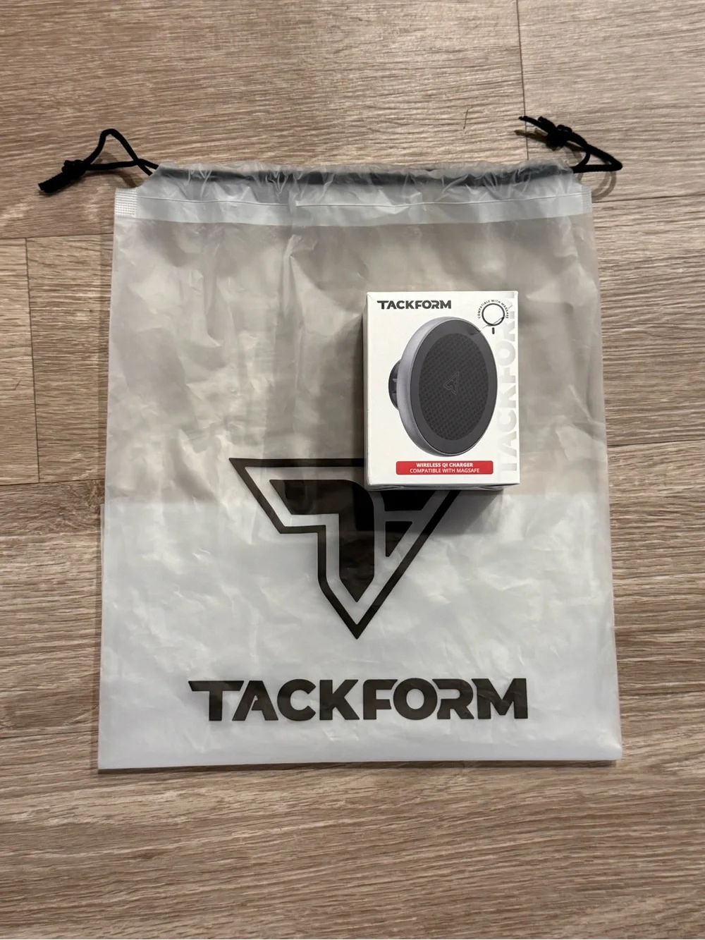 TACKFORM Wireless Car Charger - Black/Gray